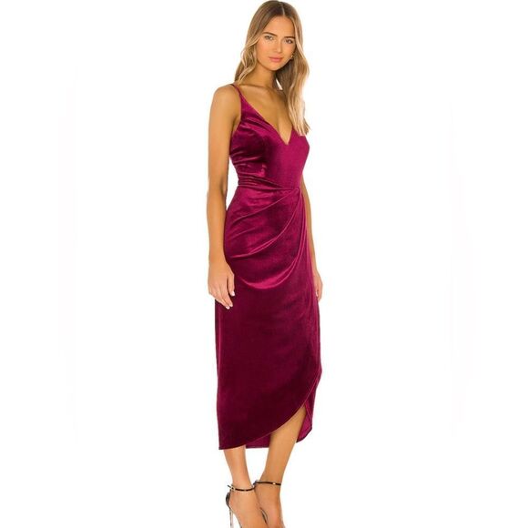 NWT! Yumi Kim Velvet Felicity Dress in Wine Size Small. - Picture 2 of 10